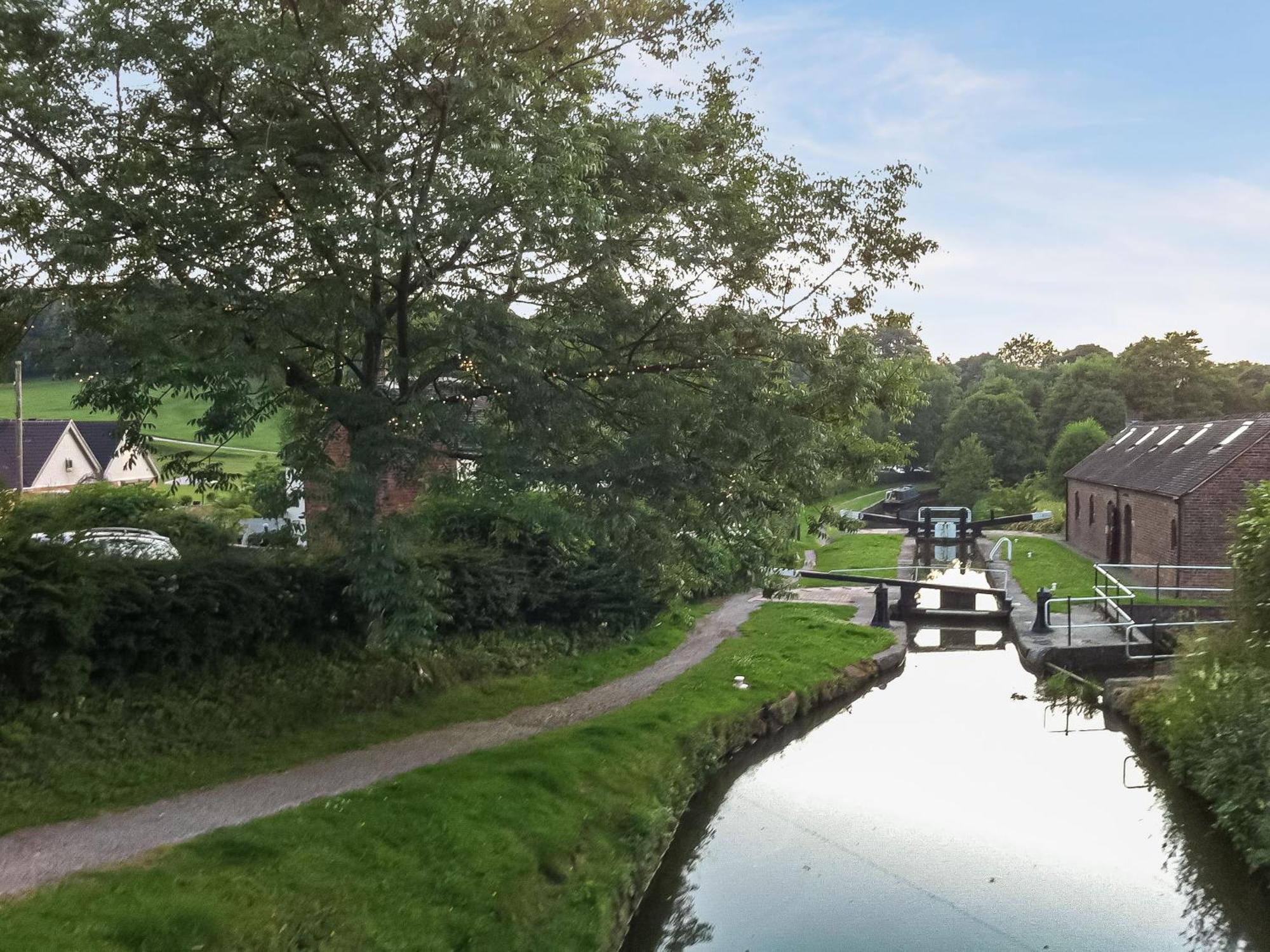 Serenity- Uk38551 Endon Esterno foto